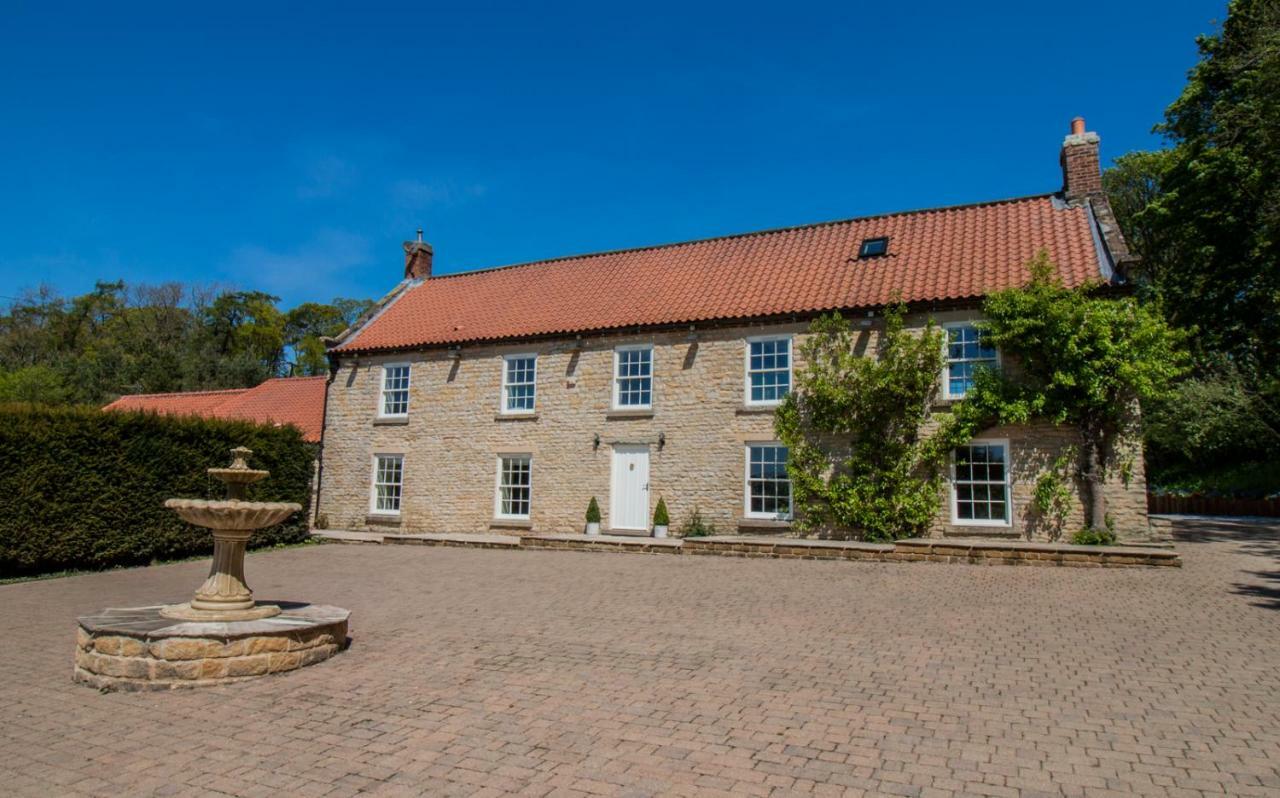 High Oaks Grange - Cottages ピカリング エクステリア 写真
